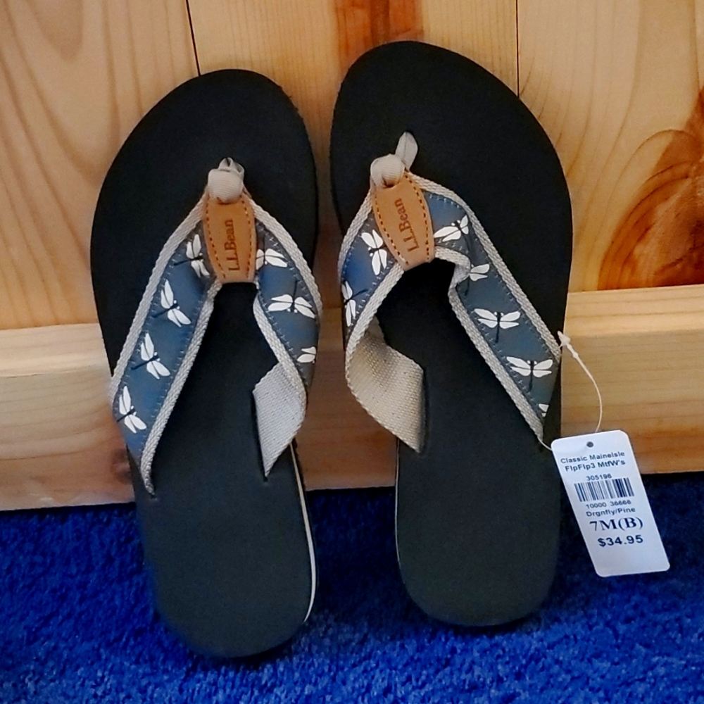 LL Bean flip flops womens sz 7 NWT